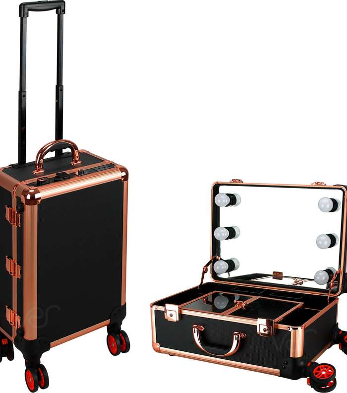 صور اجمل شنط مكياج مضيئه