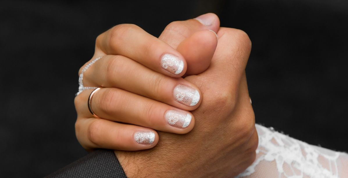 لهذه الأسباب عليك افتعال المشاكل مع عريسك قبل الزفاف