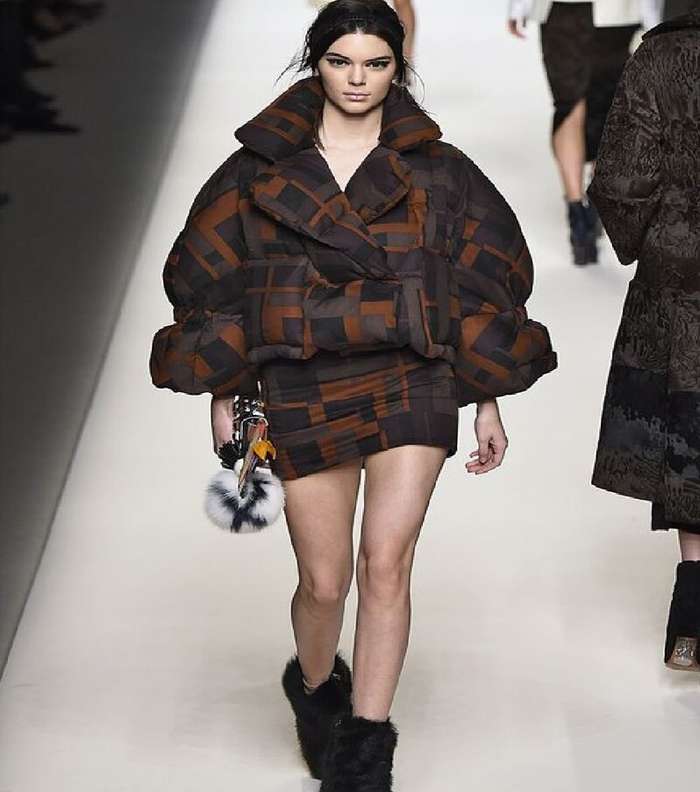 صور اجمل فساتين سهرة قصيرة تركية