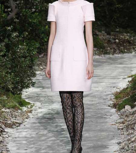 إطلالة 6 من مجموعة Chanel للازياء الراقية لربيع 2013