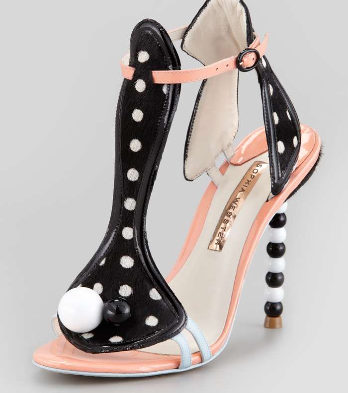 موديلات أحذية مميّزة وملفتة من مجموعة Sophia Webster
