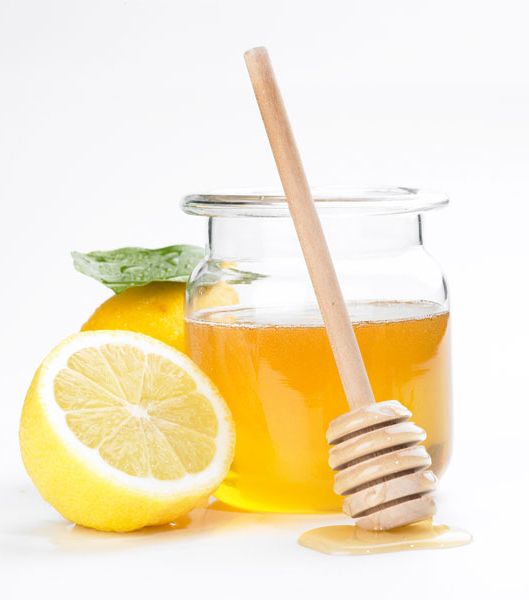 خلطة العسل والليمون لتبيض البشرة