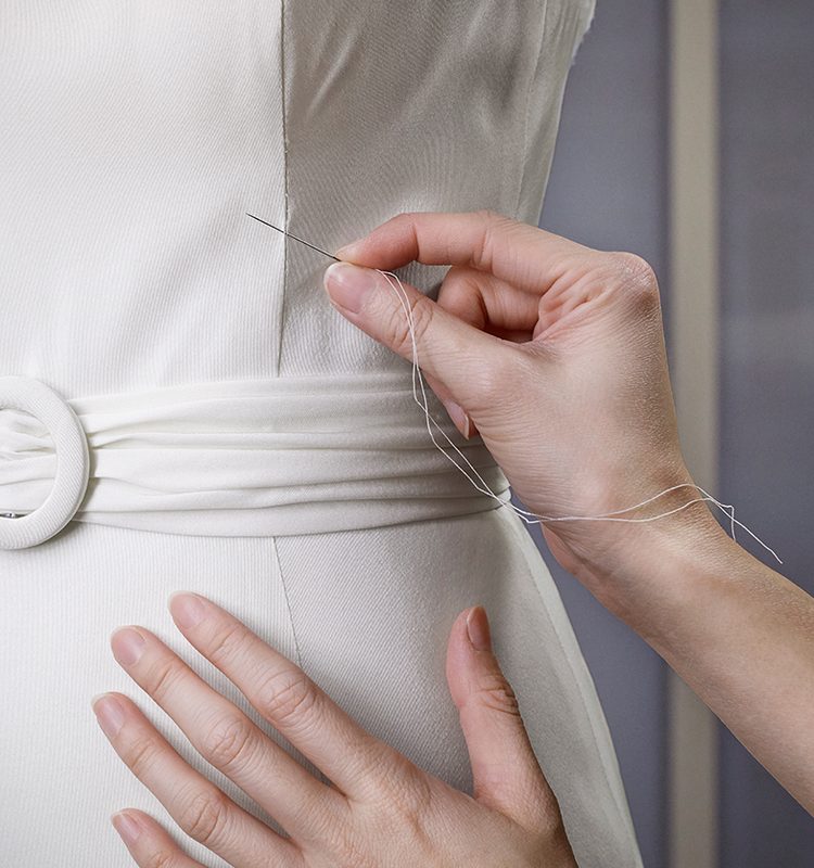 خطوات خياطة الفستان الذي ارتدته Lea Seydoux إلى الأوسكار