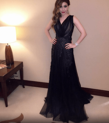 اطلالة يارا في حفلة راس السنة 2016 بفستان من باسيل سودا