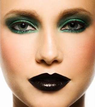 dark-green-black-makeup-01-07-2011