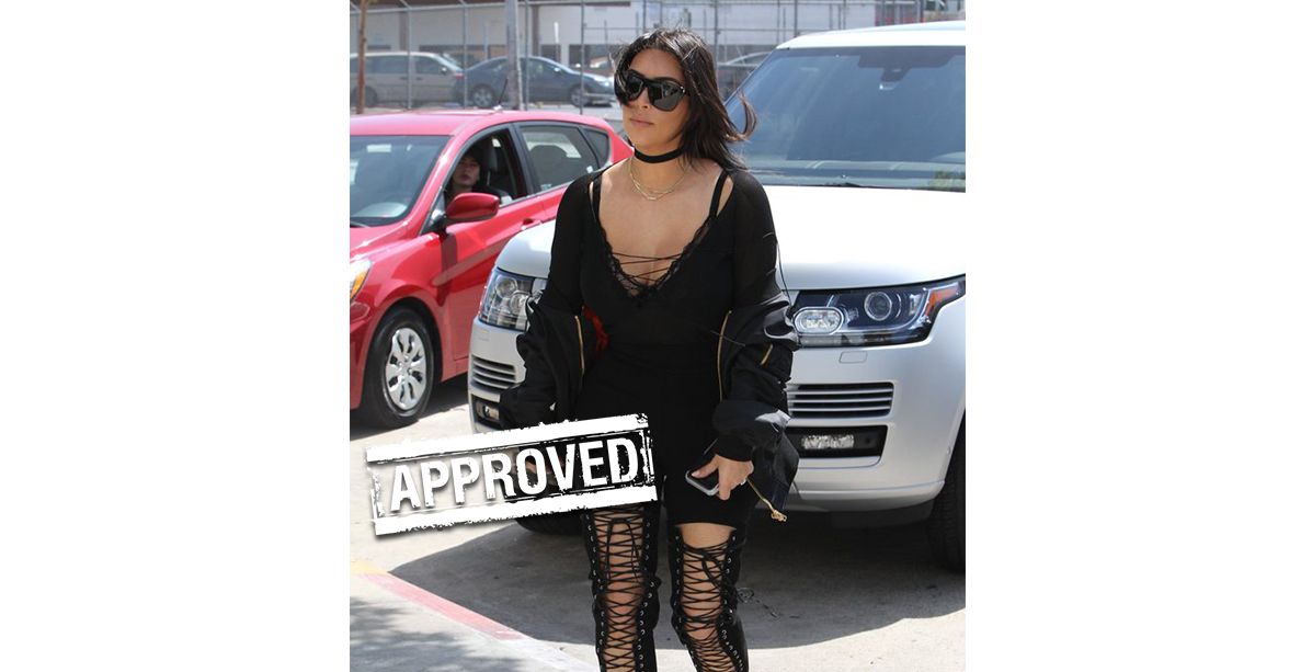 تعرفي على آخر إطلالات كيم كارداشيان