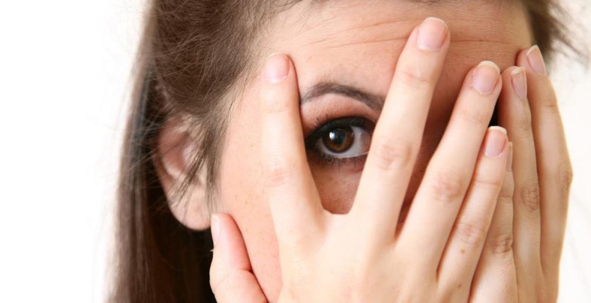 أمراض خطيرة تكشف عنها هالاتك السوداء