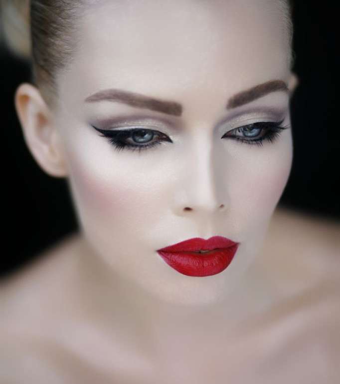 موديلات اجمل مكياج 2016 بالصور