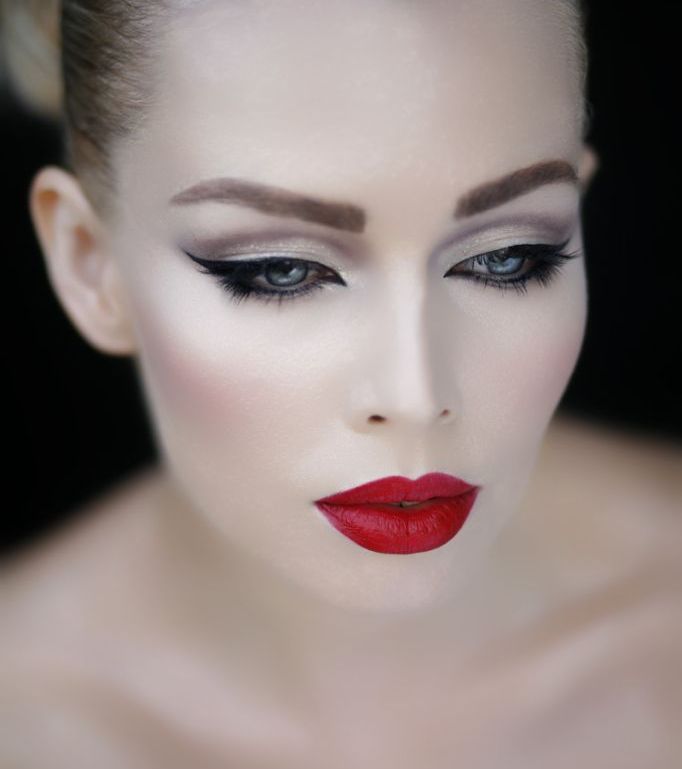 موديلات اجمل مكياج 2016 بالصور