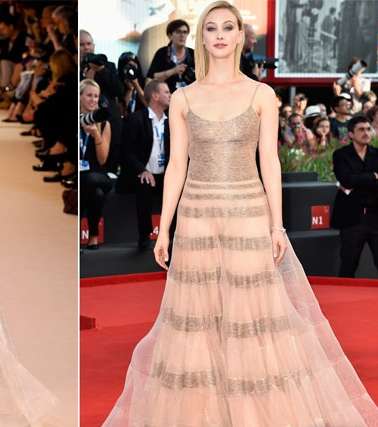 Sarah Gadon  تختار فستاناً بموضة النيود لمهرجان البندقية السينمائي