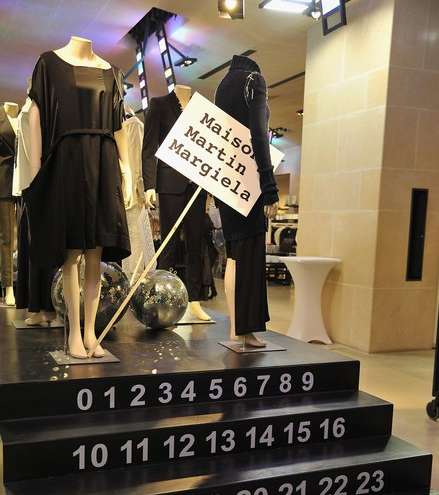 تعاون H&M مع Maison Martin Margiela عام 2012