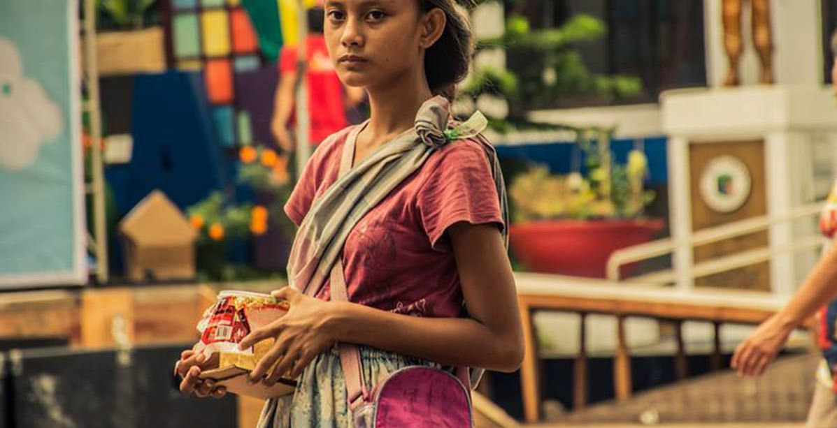 من  متسولة إلى نجمة يتابعها 100 ألف شخص... حياتها تغيرت بين ليلة وضحاها!
