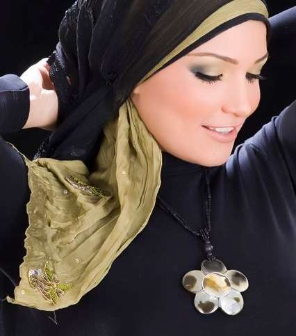 إعتمدي الأخضر الناعم في مكياجك