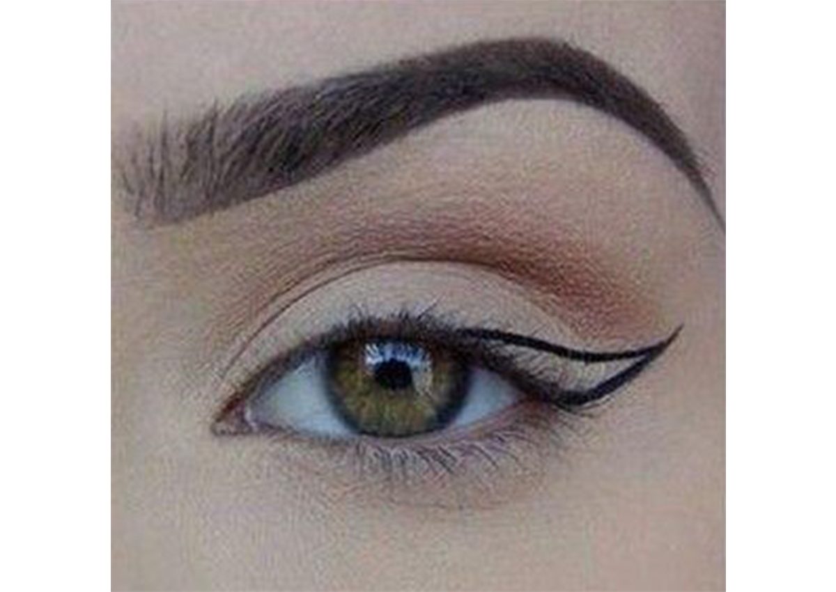 طريقة تعليم رسم العين بالايلاينر