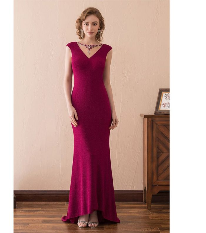 صور فساتين ناعمة طويلة