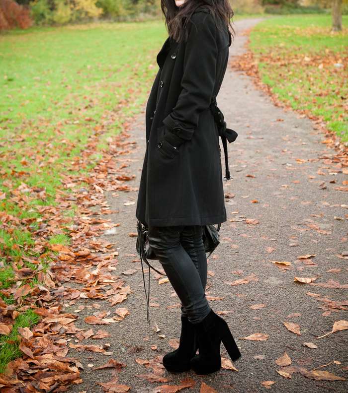 اعتمدي موضة الـ Ankle Boot مع الجينزات الضيّقة