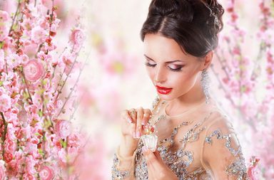 بالصور، عطور عالمية جديدة لإطلالة عيد الفطر 2015