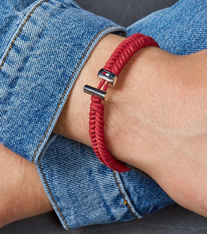 صور اجمل اساور تومي هيلفيغر