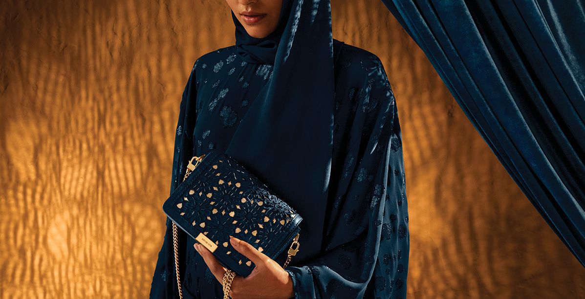 ما يجب ان ترتدينه في شهر رمضان بحسب مايكل كورس