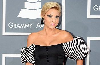 اسوأ الفساتين في حفل توزيع الغرامي