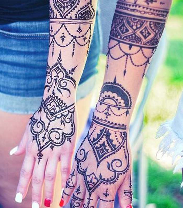 ابهري من حولك بنقش ناعم وحلو