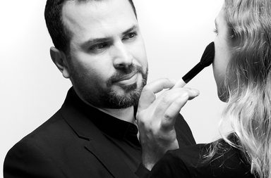 ياسمينة تلتقي إليانو أبو عاصي مدير الفنون والتعليم لـ Bobbi Brown