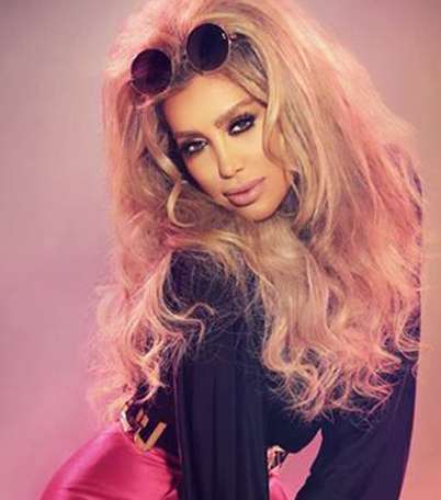 جرأة مايا دياب بأجمل الإطلالات