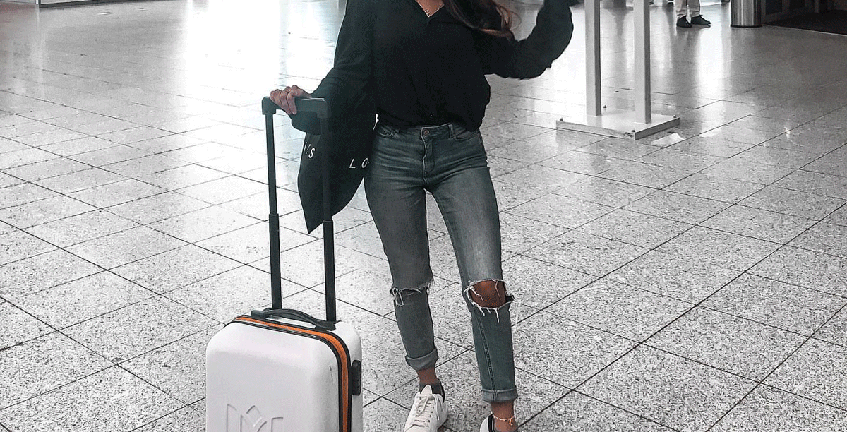 تفسير حلم السفر والوداع