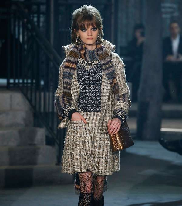تصاميم مميزة من CHANEL من مجموعة Metiers D'art 2015