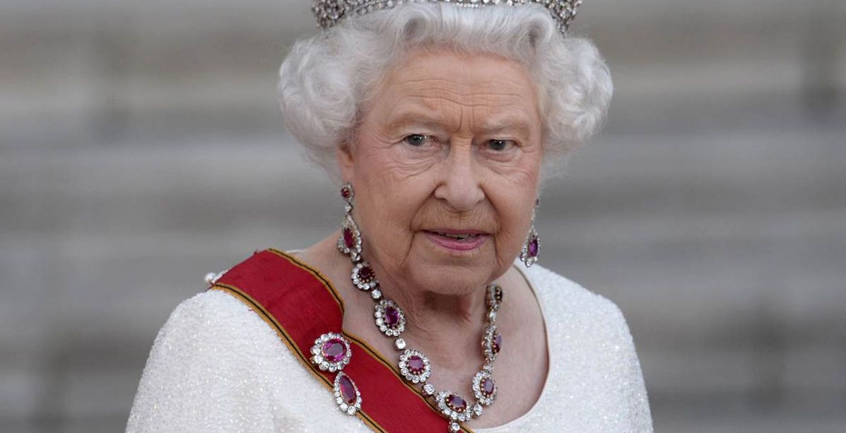 الملكة اليزابيث بلغت ال91 ولهذا السبب تحتفل بعيدها مرتين في السنة!!