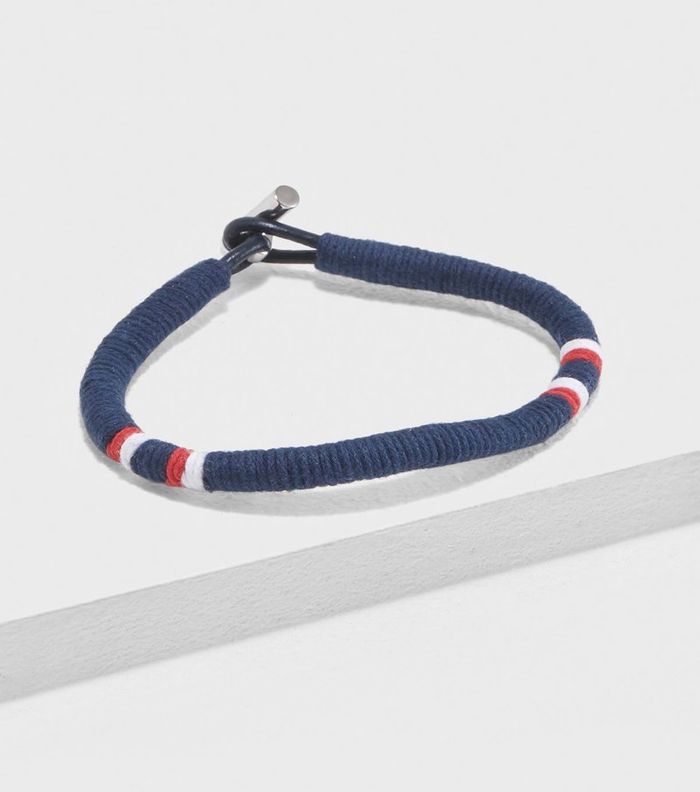 صور اجمل اساور تومي هيلفيغر