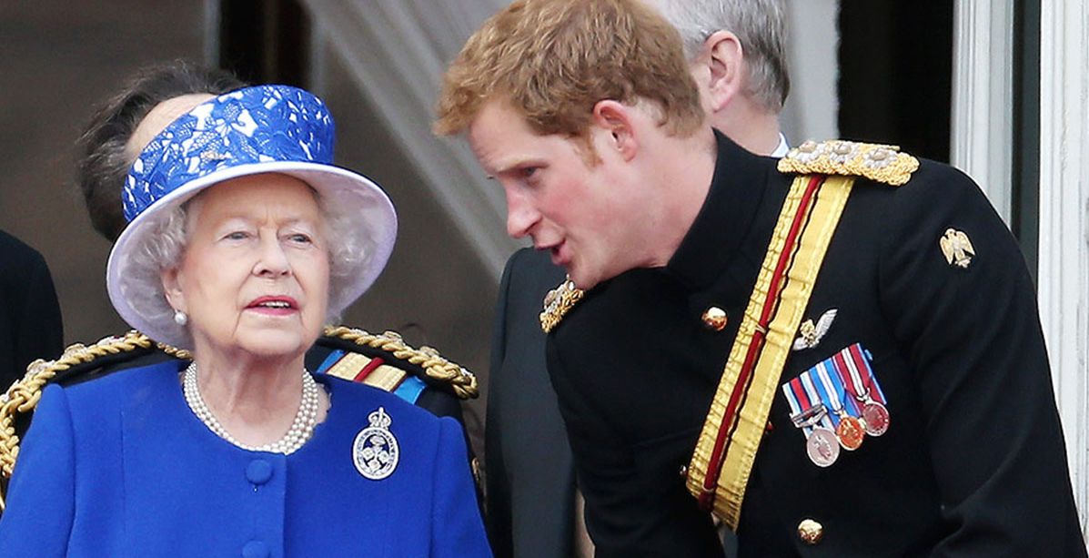 لهذا السبب الغريب...الملكة إليزابيث لن تحضر حفل زفاف حفيدها الأمير هاري!