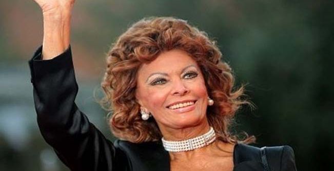 صوفيا لورين تنشر مذكّراتها