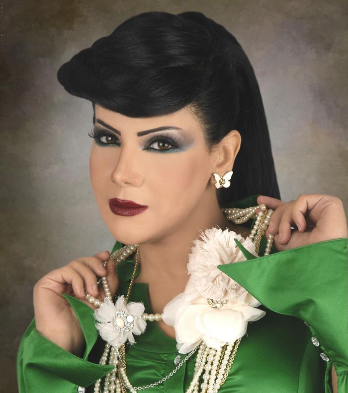 الهام الفضالة في لوك عصري وأنيق
