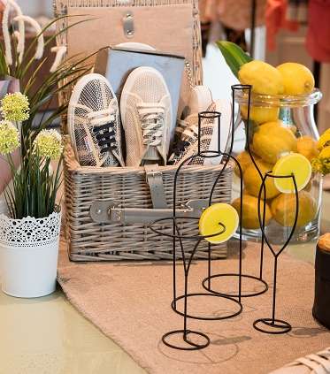 إحصلي على إطلالات مميزة ومعاصرة مع أحذية Superga من تصميم علامة Weekend Max Mara