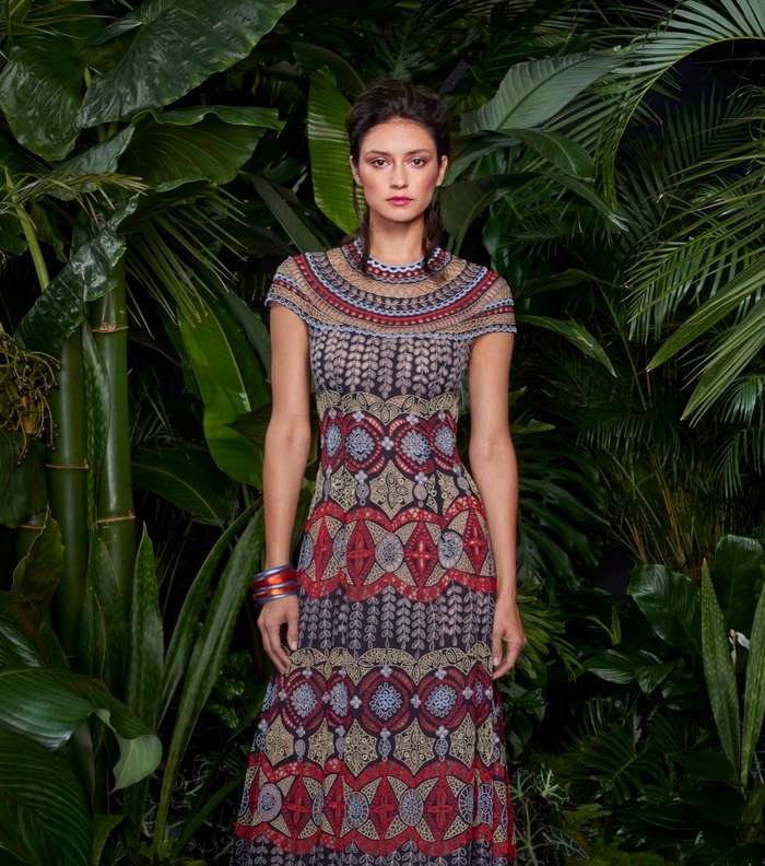 موضة الفستان الطويل المطبع من مجموعة Naeem Khan Resort 2016