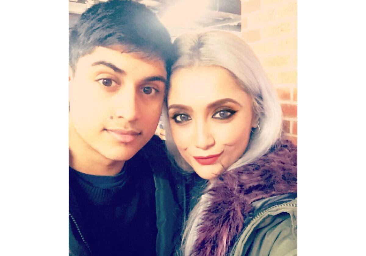 أربعينية بملامح فتاة في عمر العشرين