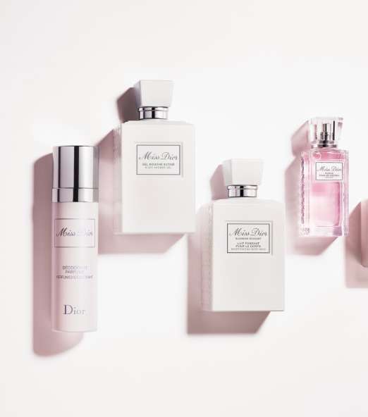 مجموعة رائعة لجمالك الدائم مع Miss Dior 