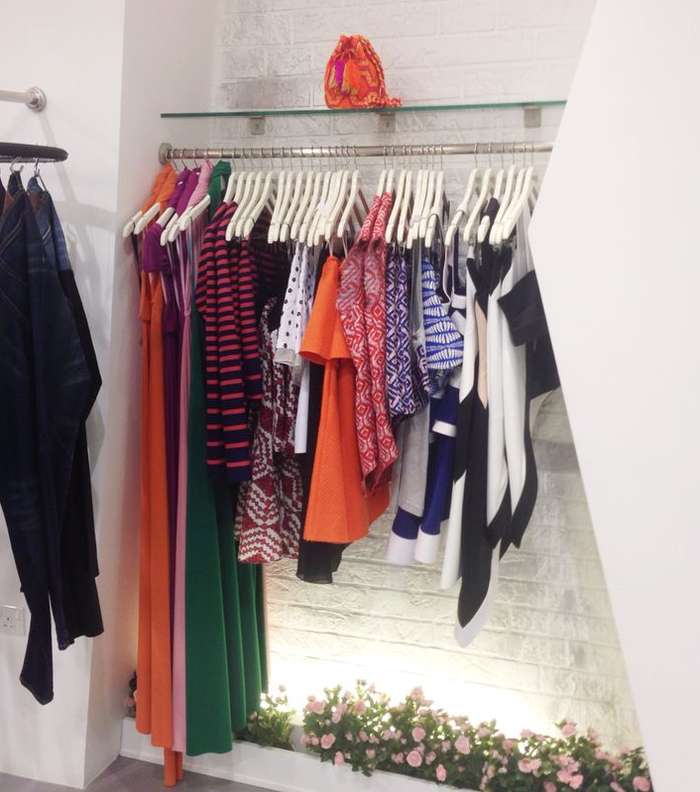 تصاميم جميلة متوفرة في متجر Socialista