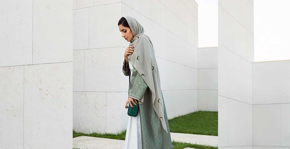 في اليوم الوطني الخمسين لدولة الامارات ملابس واكسسوارات