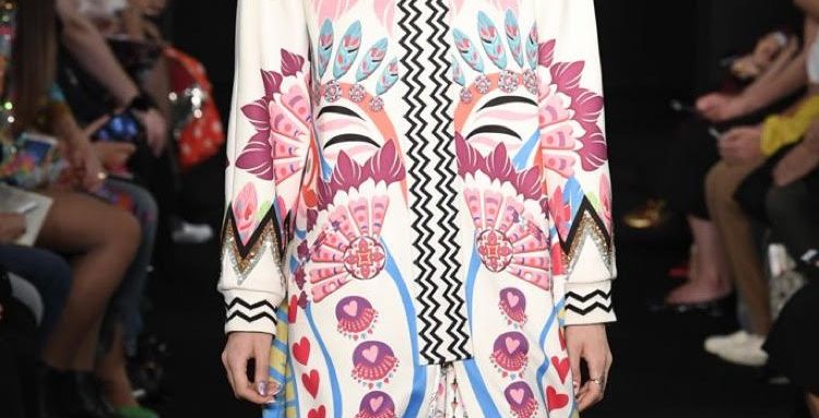 Story: مجموعة Manish Arora لصيف 2018