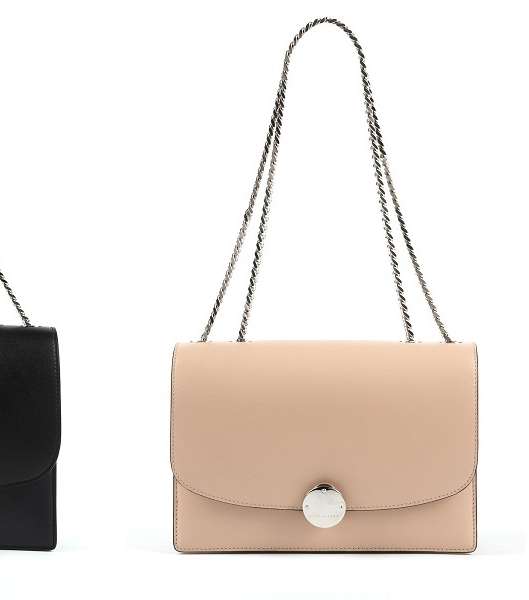مجموعة حقائب The Trouble المميّزة من Marc Jacobs
