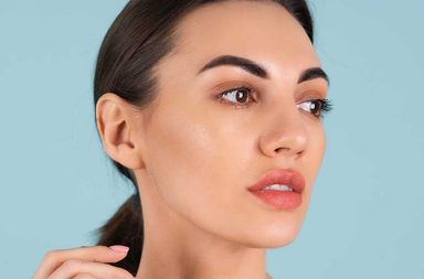 مكون طبيعي يكبر الشفاه