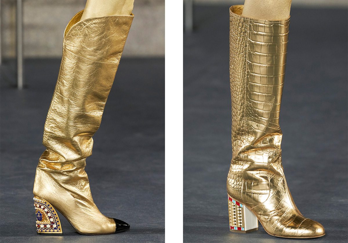 احذية طويلة الساق ذهبية من CHANEL
