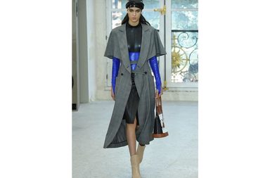 اليك مجموعة Louis Vuitton لصيف 2017 للازياء الجاهزة