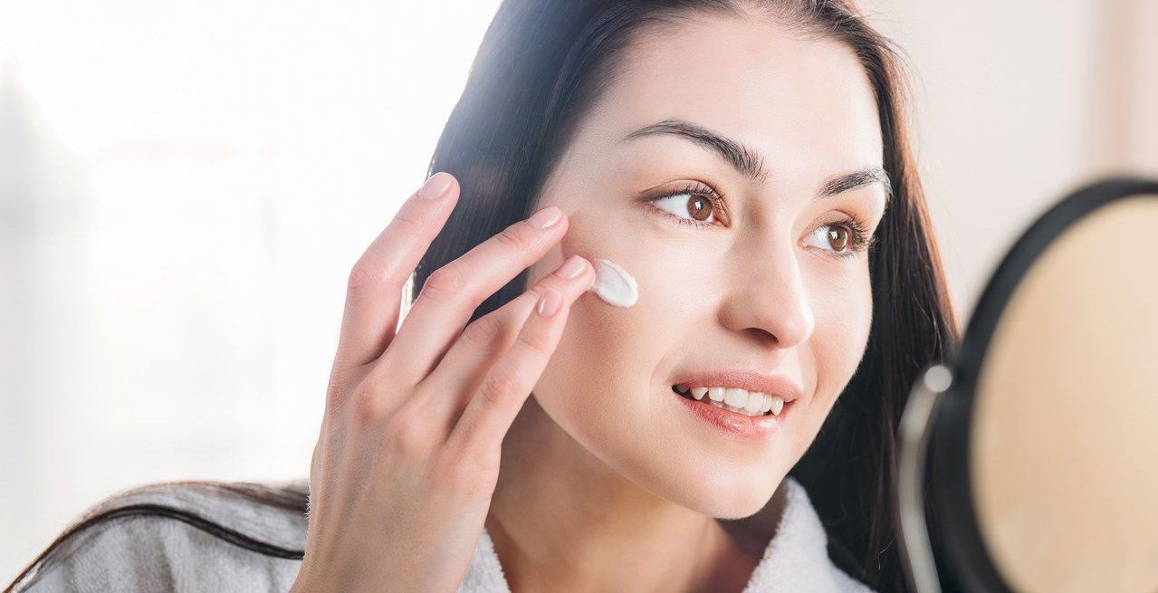 طريقة علاج البقع السوداء في الوجه