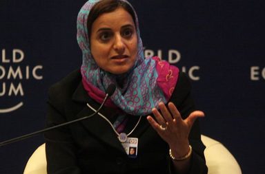 المرتبة الأولى: الوزيرة الإماراتية لبنى القاسمي 