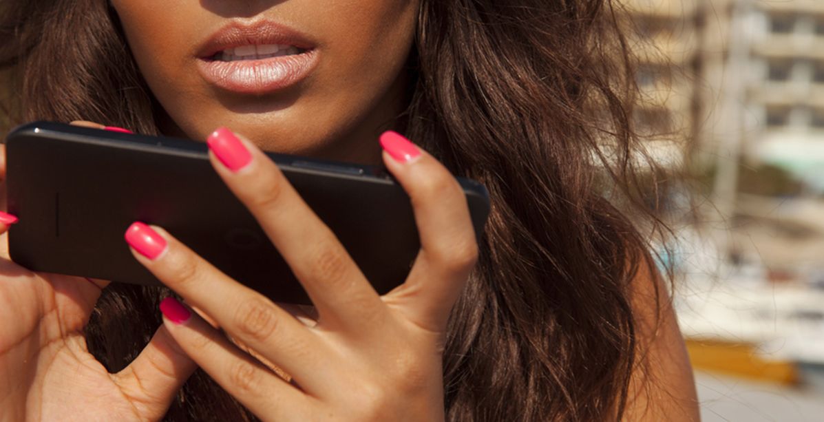 تحديث جديد من "فايسبوك" لن تتوقفي عن استخدامه!