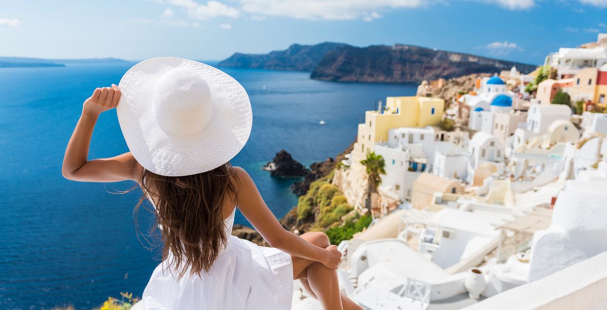 كل ما تحتاجين إلى معرفته قبل السفر إلى اليونان