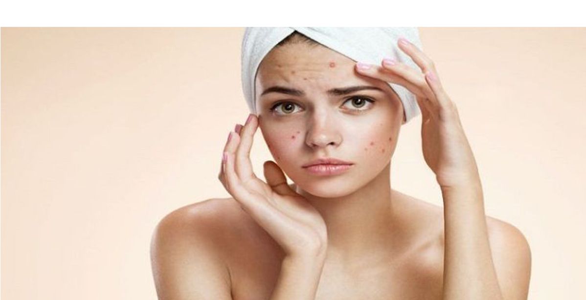 اسباب ظهور بقع حمراء في الوجه وطرق العلاج